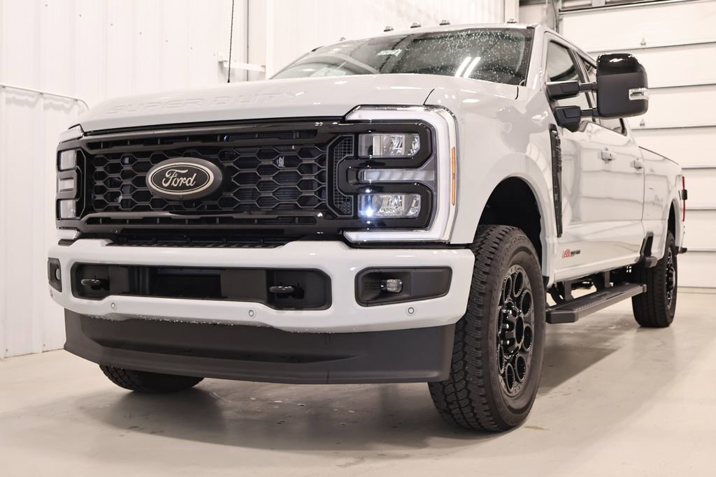 New 2025 Ford F250 Lariat w/ Lariat Ultimate Package image 5