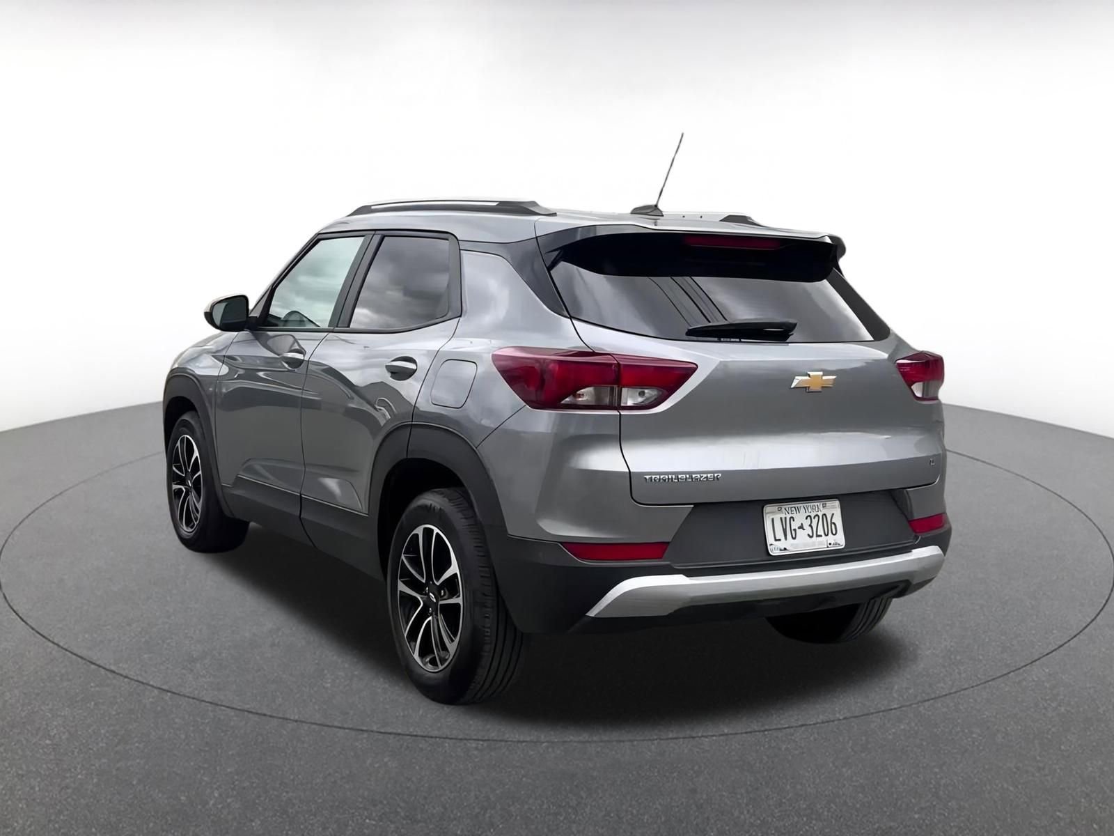 Used 2025 Chevrolet TrailBlazer LT image 11