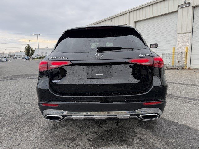Used 2025 Mercedes-Benz GLC 350e 4MATIC image 5