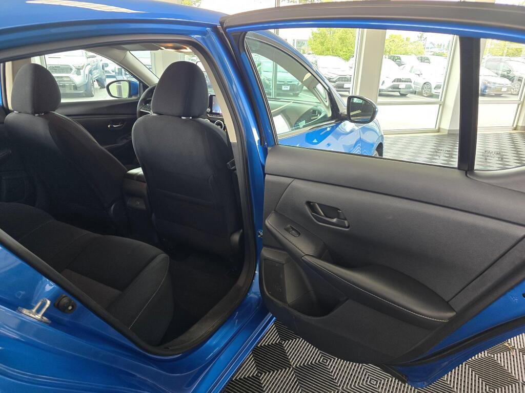 Used 2024 Nissan Sentra SV FWD image 37
