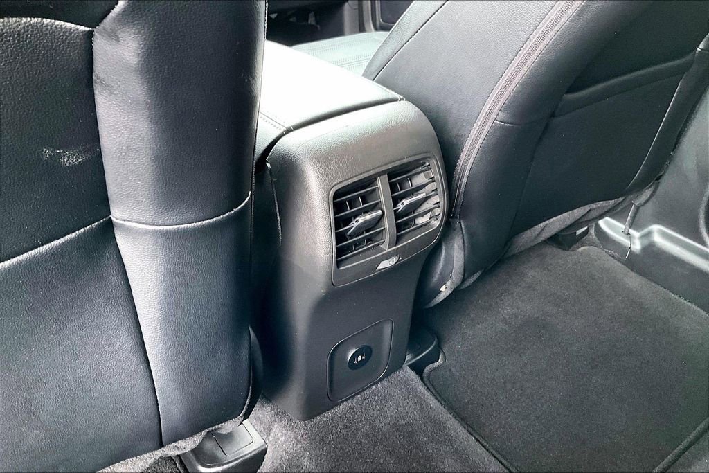 Used 2024 Ford Escape SE w/ PHEV Premium Package image 25