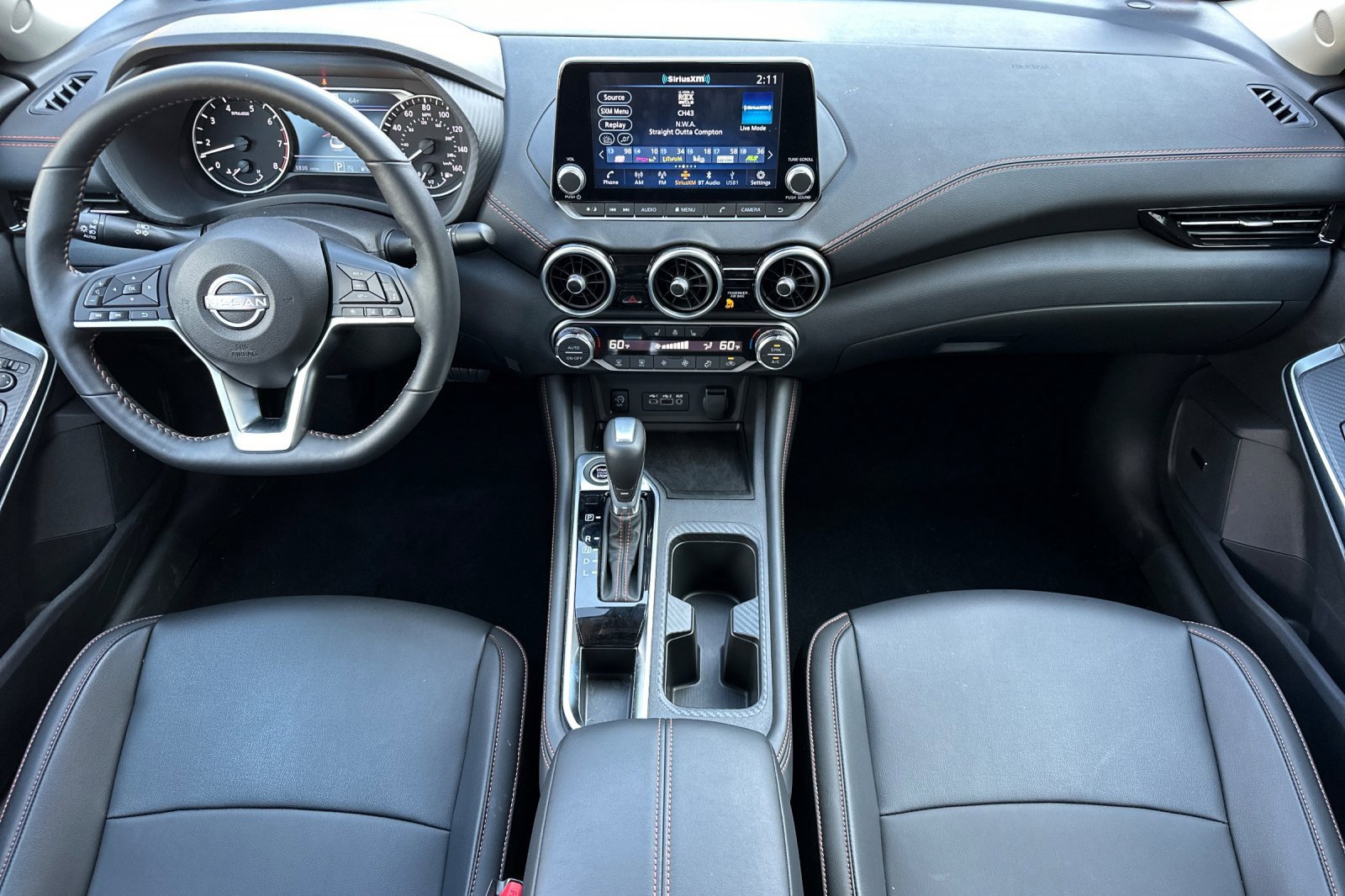 Used 2025 Nissan Sentra SR w/ SR Premium Package image 15