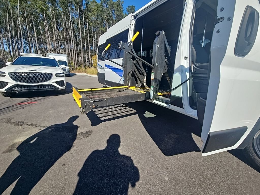 Used 2019 RAM ProMaster 3500 w/ Premium Appearance Group FWD image 5