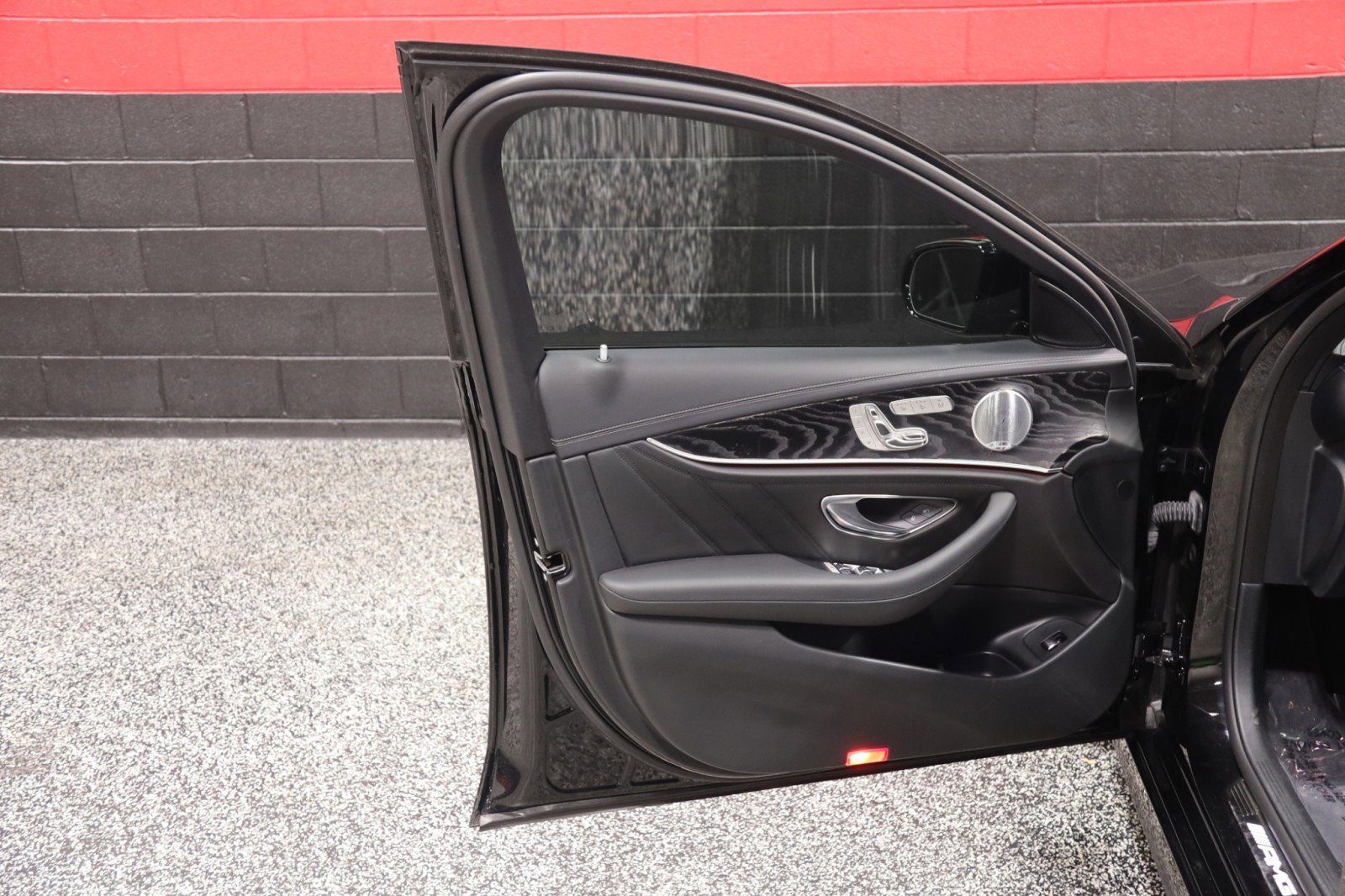 Used 2019 Mercedes-Benz E 53 AMG 4MATIC Sedan image 36