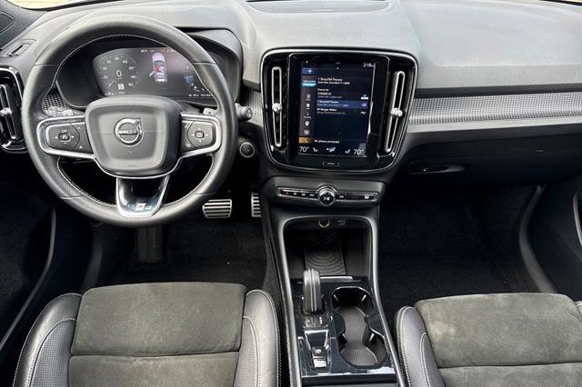 Used 2019 Volvo XC40 T5 R-Design AWD/4WD image 14