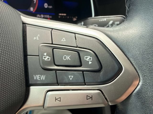 Used 2022 Volkswagen Jetta SE w/ Panoramic Sunroof Package FWD image 20