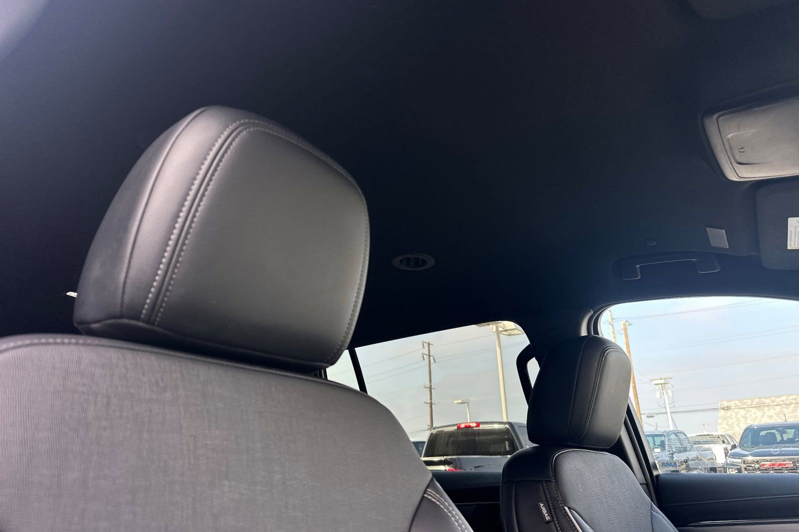 Used 2025 Buick Enclave Preferred image 22