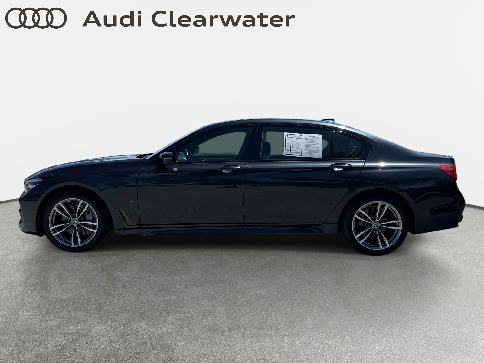 Used 2019 BMW 750i xDrive AWD/4WD image 2
