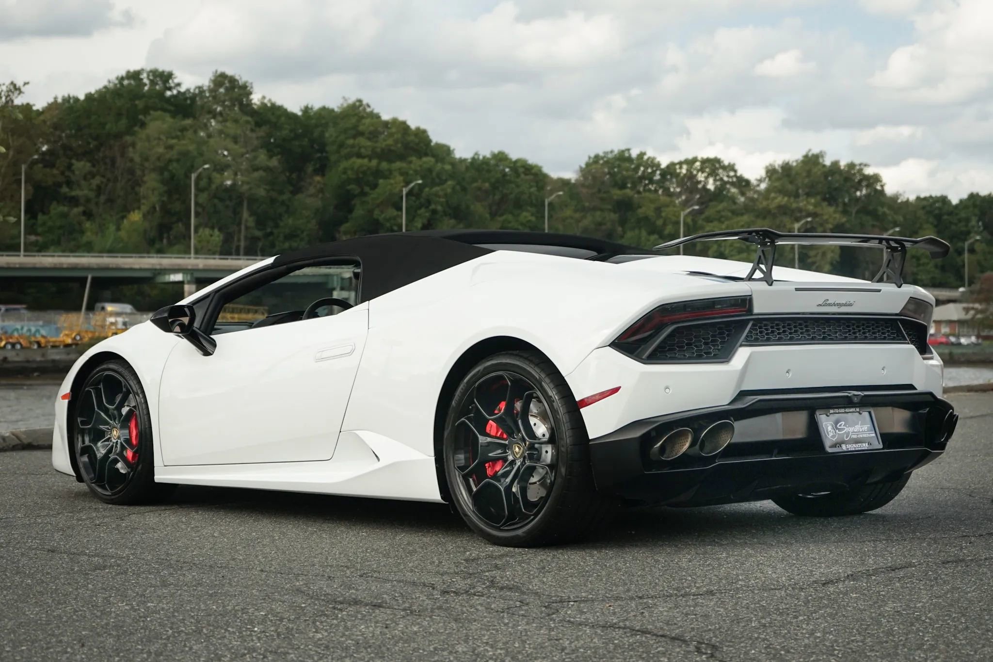 Used 2018 Lamborghini Huracan LP 580-2 image 7