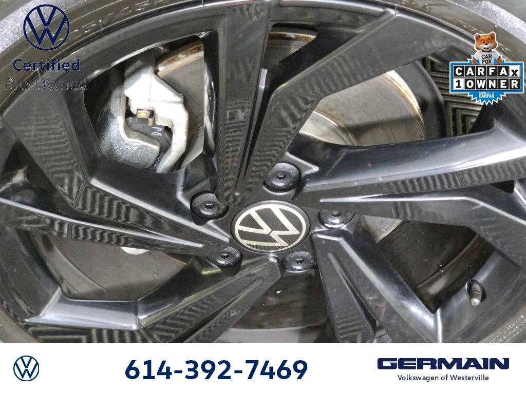 Certified 2025 Volkswagen Jetta SE w/ Sunroof Package image 13