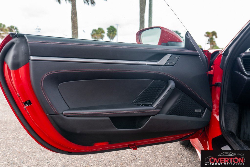 Used 2024 Porsche 911 Carrera image 30