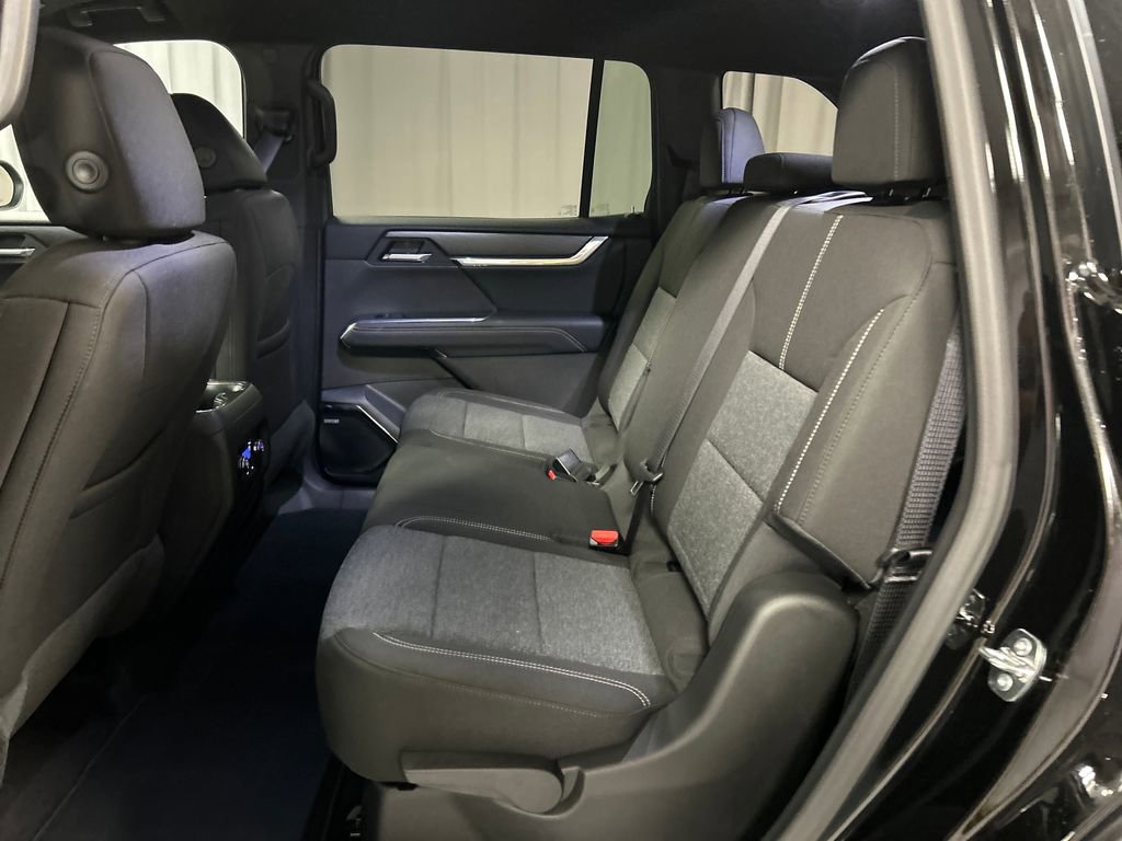 Used 2025 GMC Acadia Elevation image 23