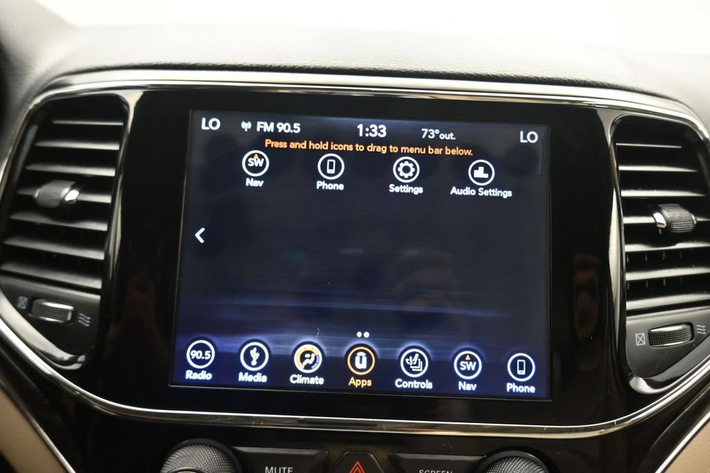 Used 2019 Jeep Grand Cherokee Limited AWD/4WD image 18