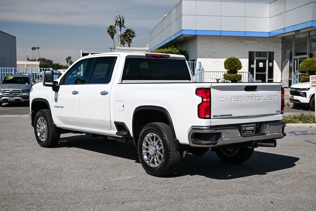 New 2026 Chevrolet Silverado 2500 LTZ w/ LTZ Convenience Package AWD/4WD image 6