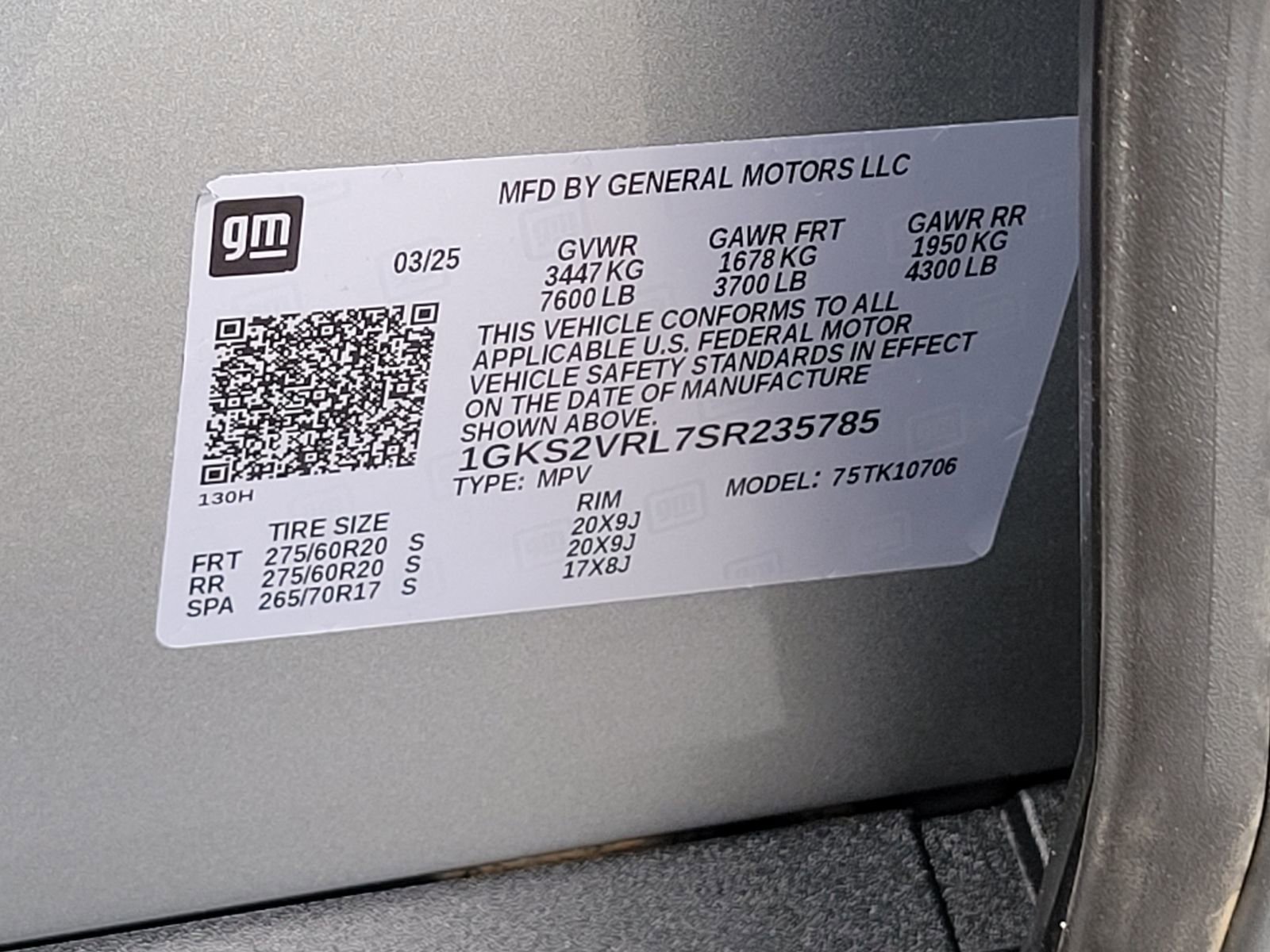 Used 2025 GMC Yukon AT4 Ultimate AWD/4WD image 21