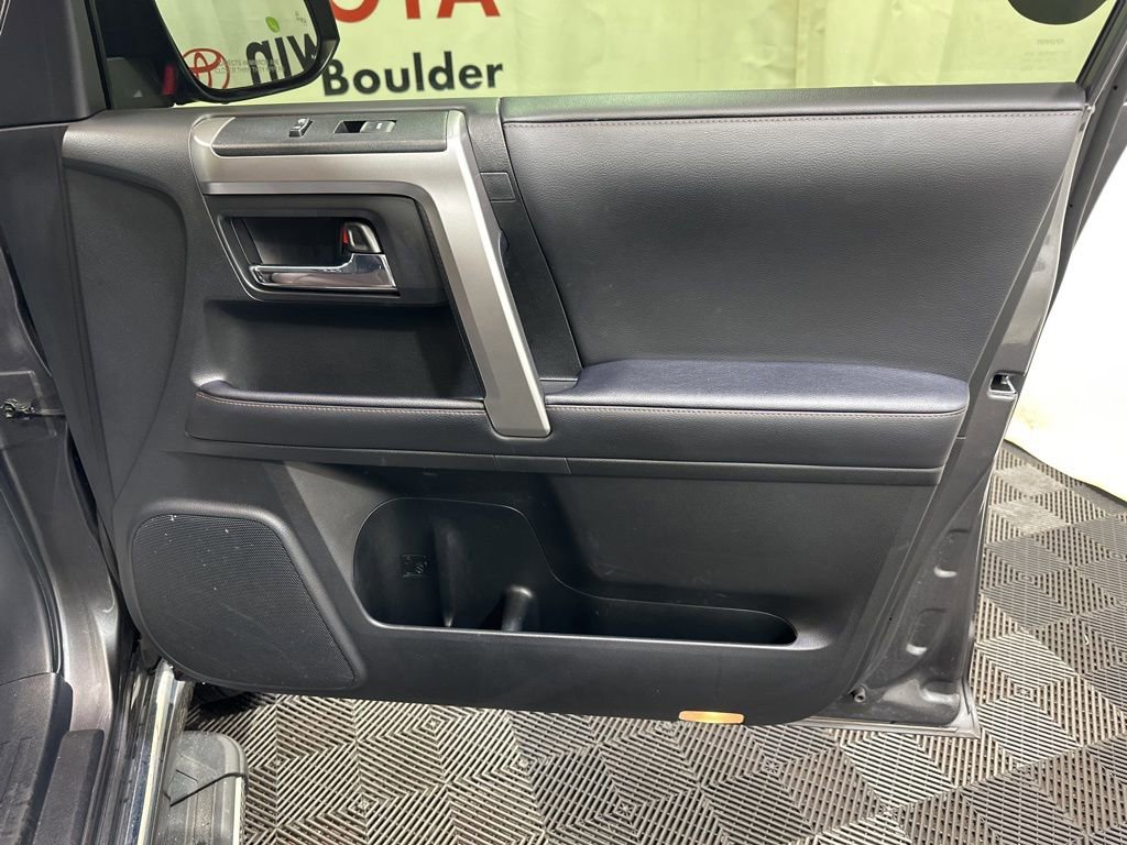 Used 2023 Toyota 4Runner Limited image 11