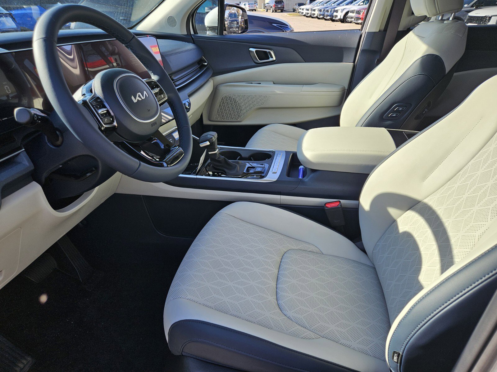 New 2026 Kia Carnival EX image 7