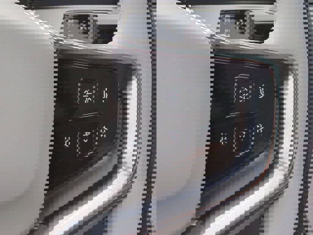 New 2025 Volvo EX90 Ultra w/ Protection Package Premier image 25