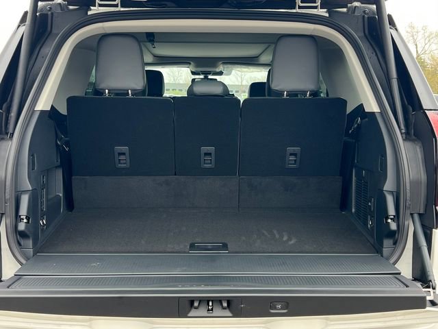 New 2026 Ford Expedition Active image 7