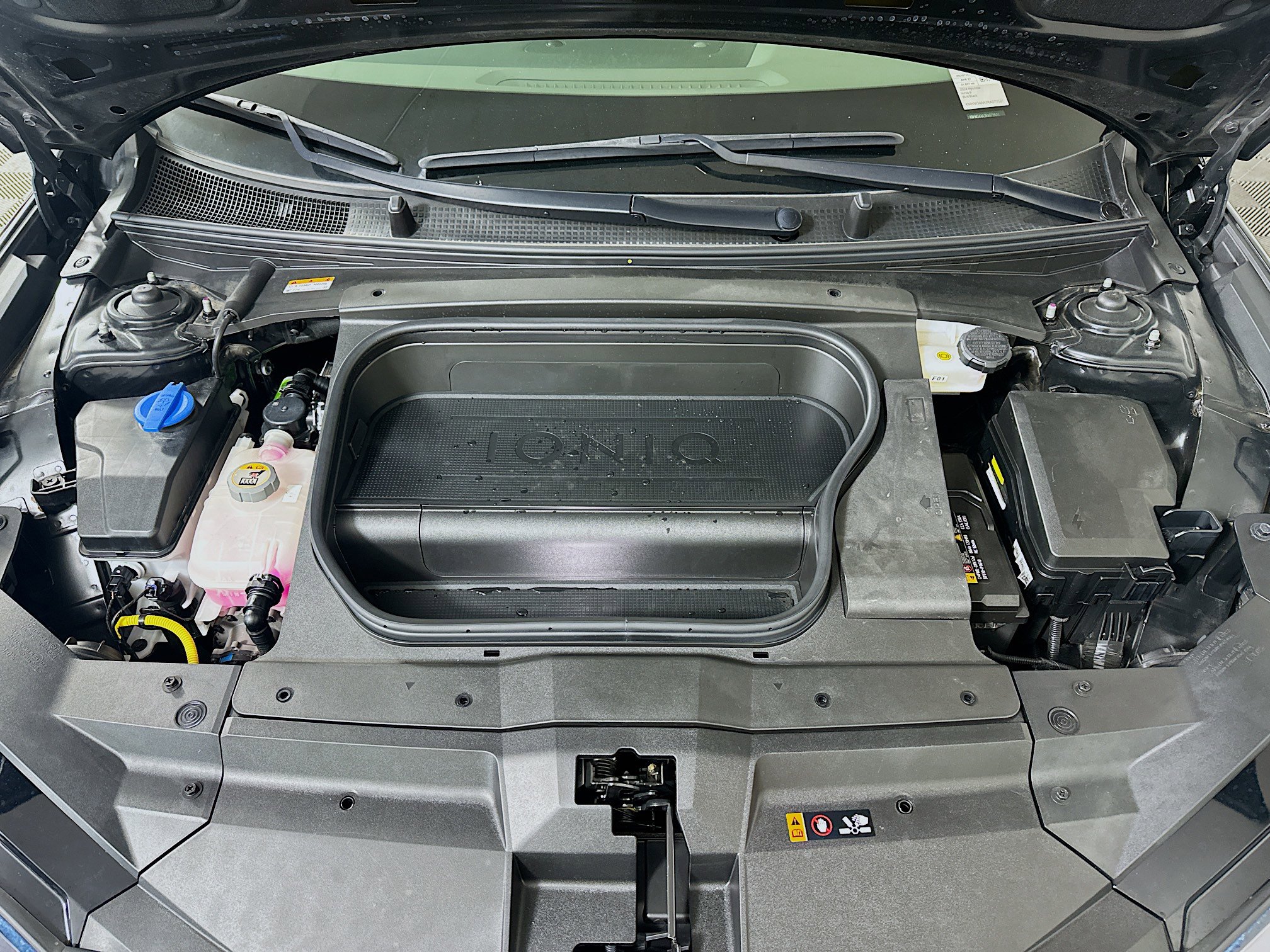 Used 2024 Hyundai Ioniq 6 SEL RWD image 35