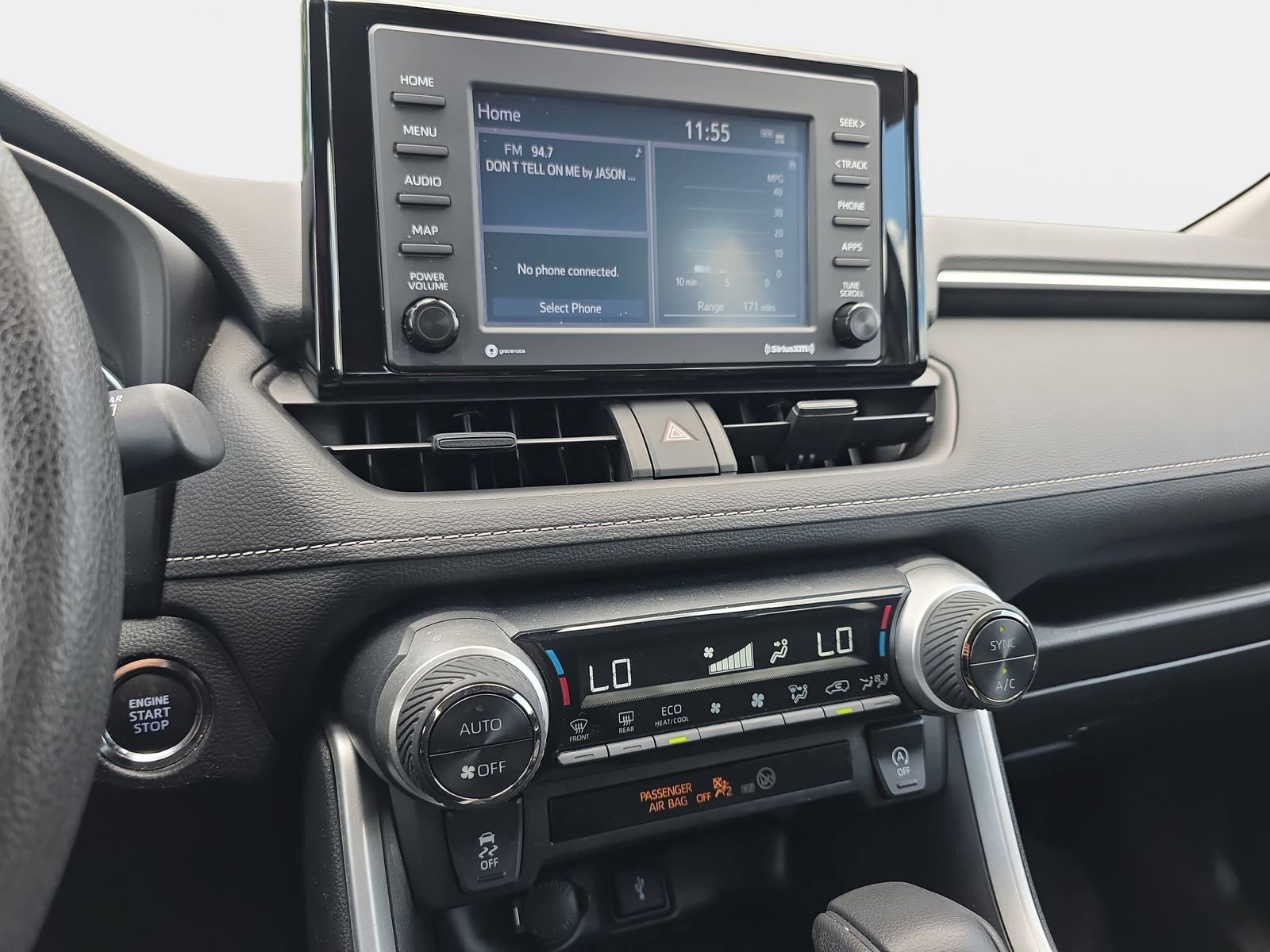 Used 2022 Toyota RAV4 XLE w/ Convenience Package FWD image 20