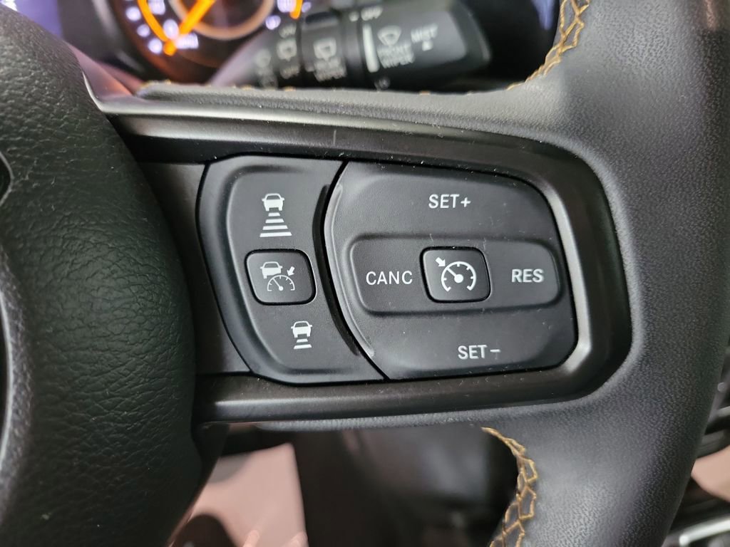 Used 2024 Jeep Wrangler Sport S image 38