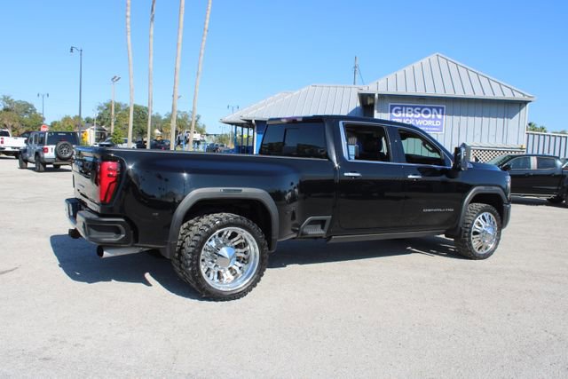 Used 2024 GMC Sierra 3500 Denali w/ Denali Reserve Package image 13