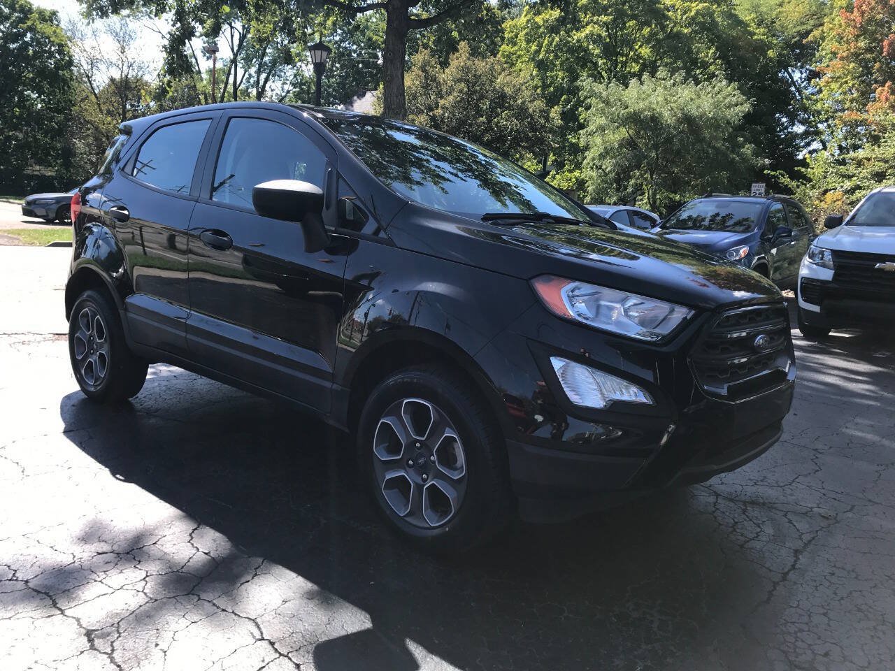 Used 2020 Ford EcoSport S AWD/4WD image 2