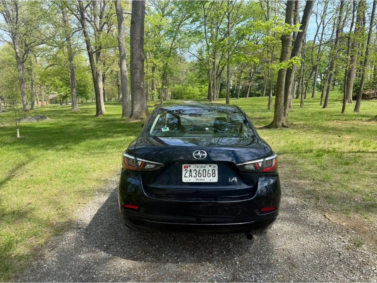 Used 2016 Scion iA FWD image 11