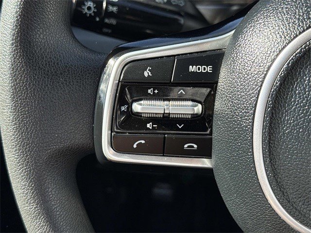 Used 2023 Kia Sorento LX image 24
