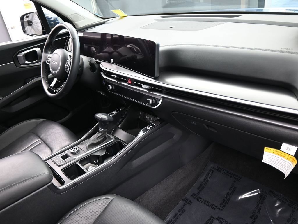 Used 2025 Kia Sorento S w/ Panoramic Sunroof Package image 42
