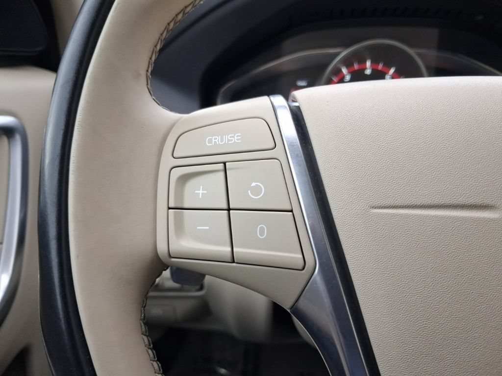 Used 2015 Volvo XC60 T6 AWD/4WD image 19
