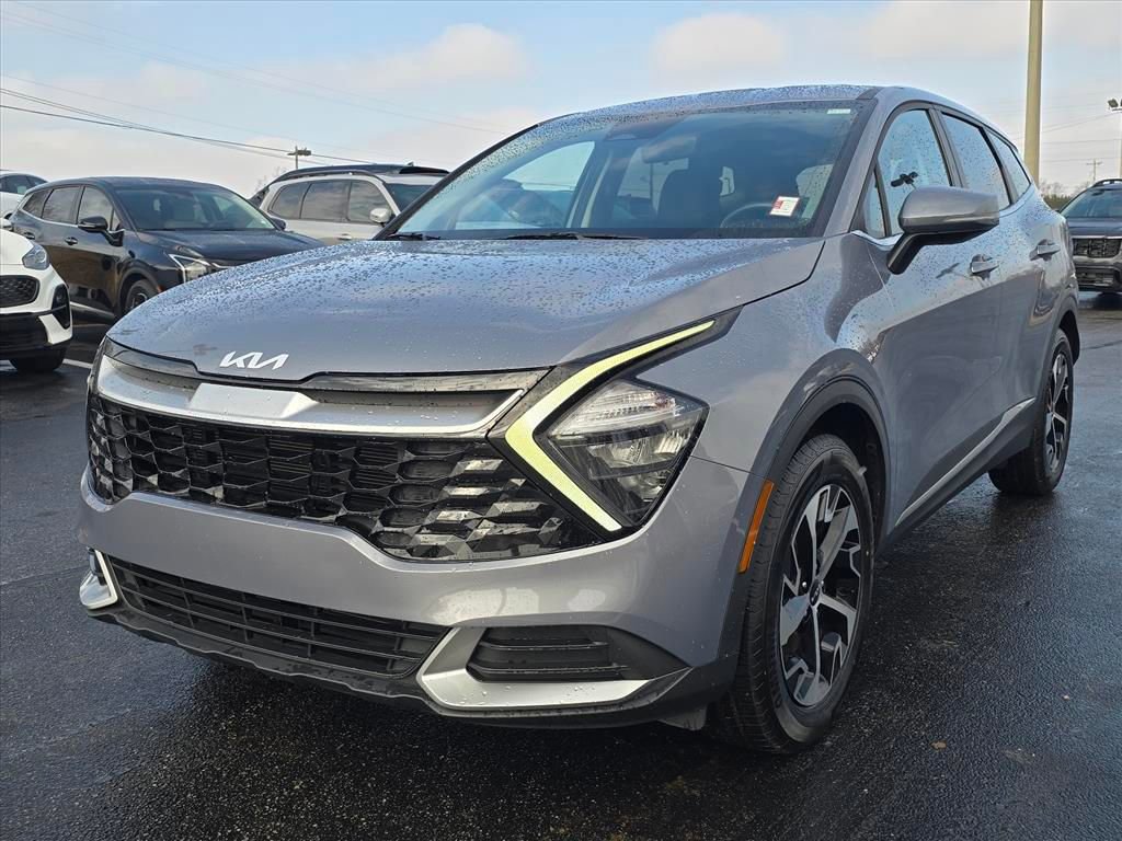 Used 2023 Kia Sportage EX image 5