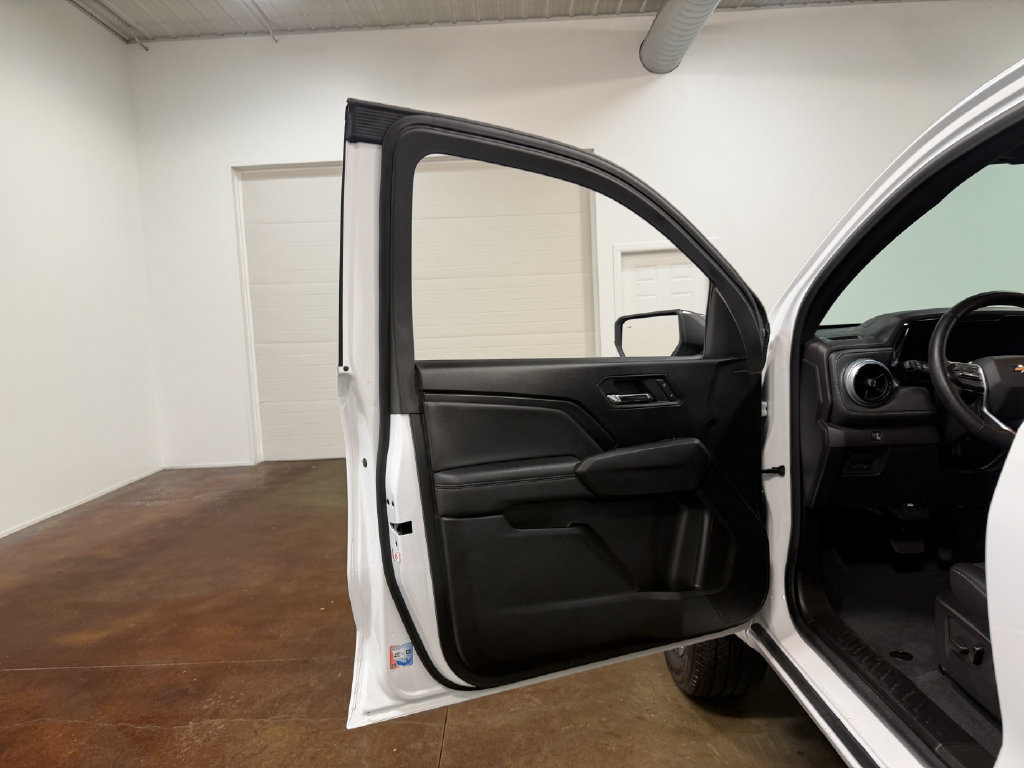 Used 2023 Chevrolet Colorado LT w/ LT Convenience Package III AWD/4WD image 57