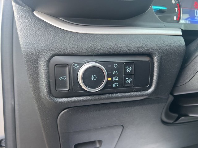 Used 2023 Ford Explorer XLT w/ Equipment Group 202A image 25