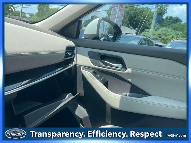 Used 2023 Nissan Rogue SL AWD/4WD image 34
