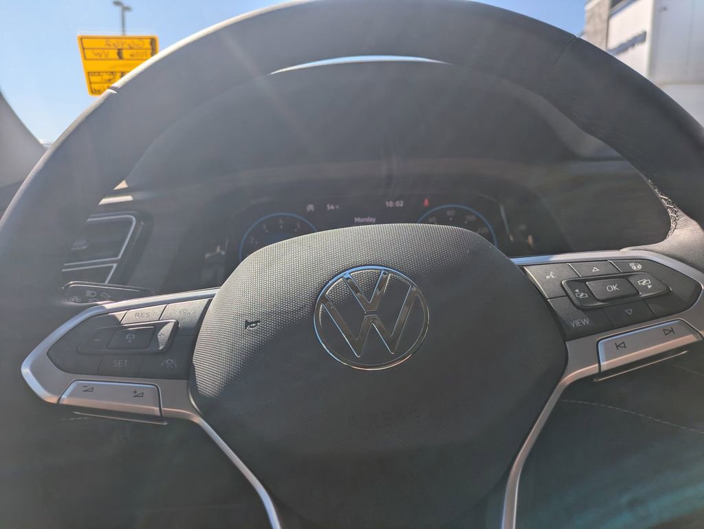 New 2026 Volkswagen Atlas SEL Premium R-Line image 29