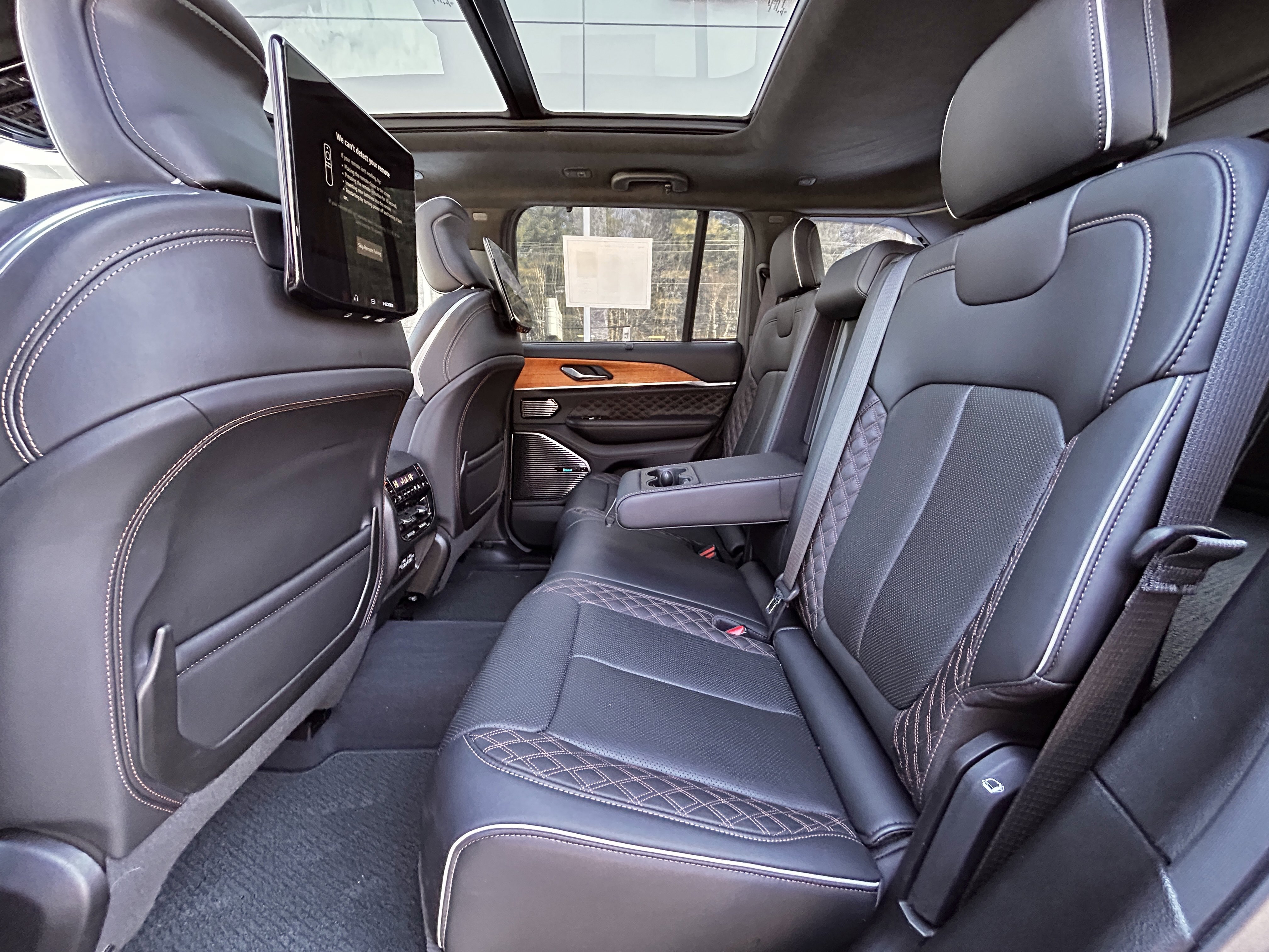 Certified 2023 Jeep Grand Cherokee Summit image 47