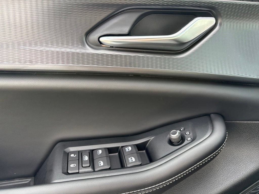 New 2026 Jeep Grand Cherokee L Laredo AWD/4WD image 21
