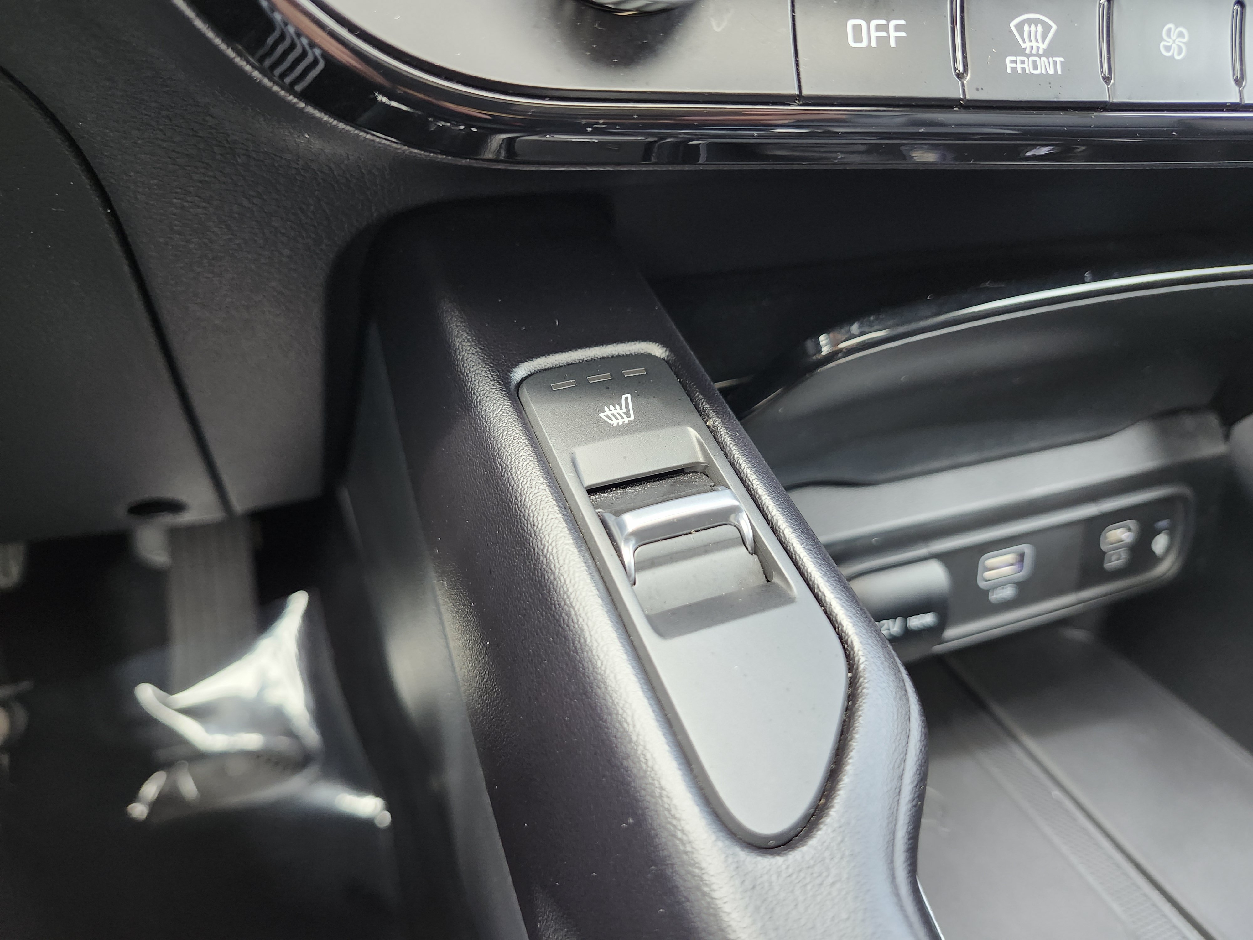 Used 2025 Kia Telluride S FWD image 10