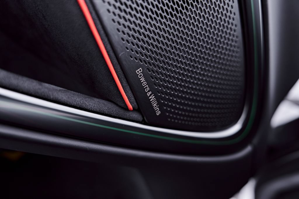Used 2023 McLaren Artura RWD image 51