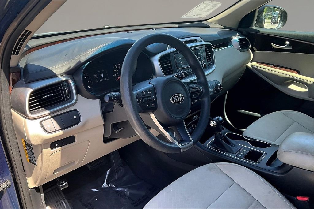 Used 2017 Kia Sorento AWD image 15