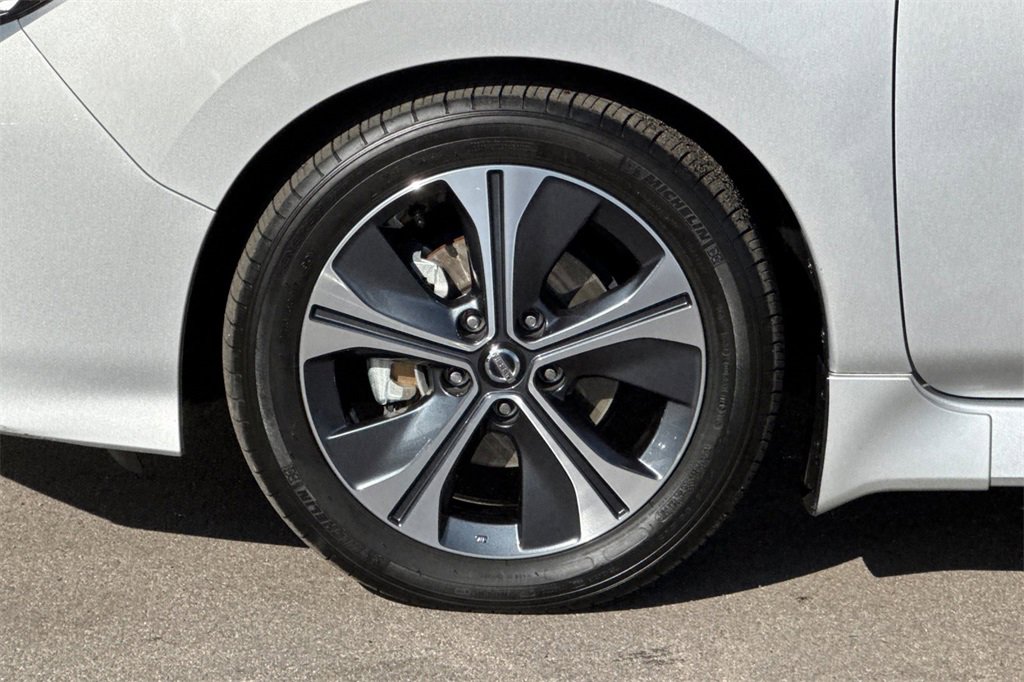 Used 2020 Nissan Leaf SV w/ SV Technology Package image 33