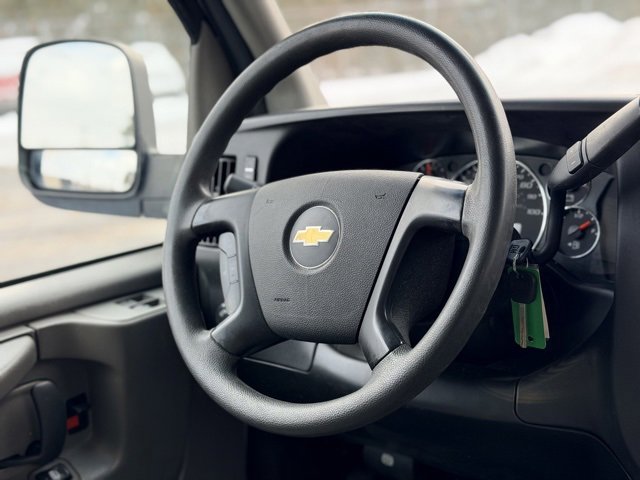 Used 2015 Chevrolet Express 3500 LT w/ LT Preferred Equipment Group image 17