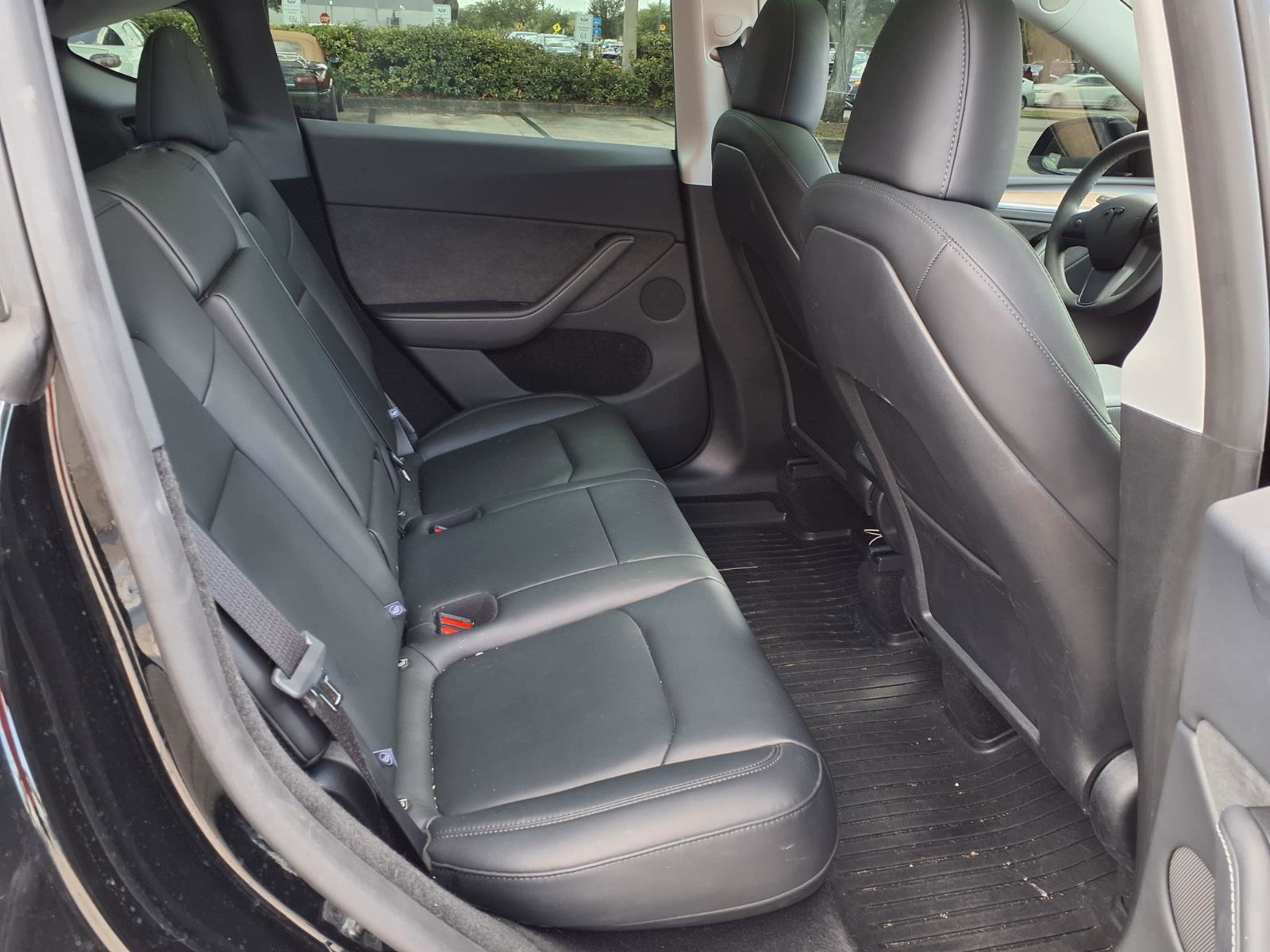 Used 2025 Tesla Model Y Performance AWD/4WD image 10
