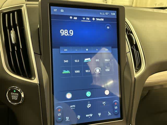 Used 2024 Ford Edge SEL w/ Convenience Package AWD/4WD image 11