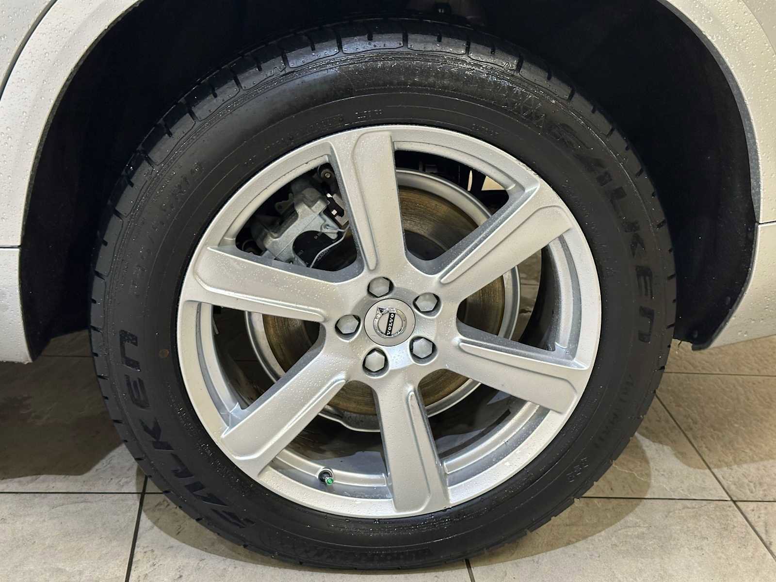 Used 2022 Volvo XC90 T5 Momentum AWD/4WD image 8