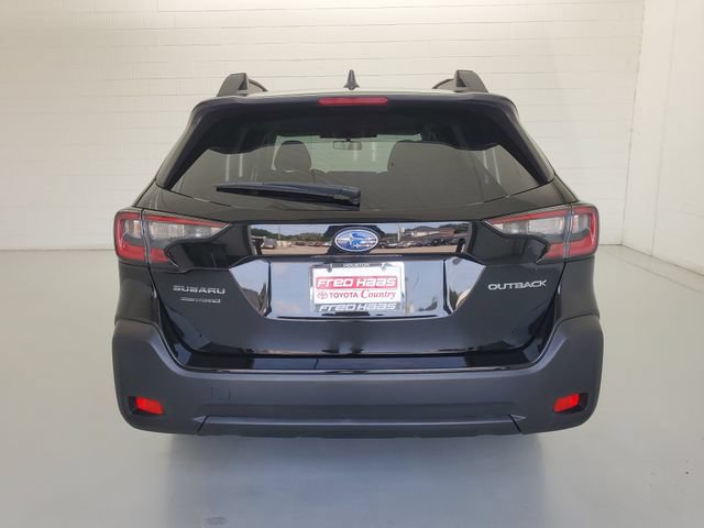 Used 2024 Subaru Outback Premium AWD/4WD image 6