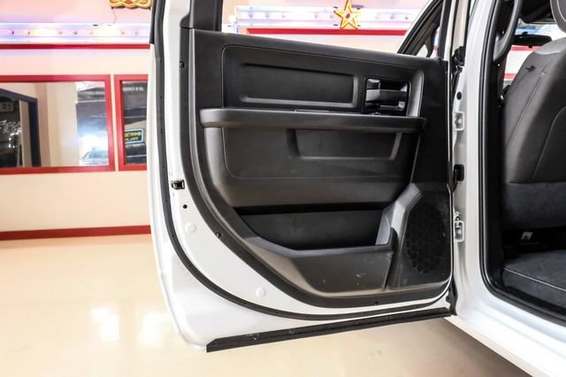 Used 2024 RAM 3500 Tradesman w/ Chrome Appearance Group image 41