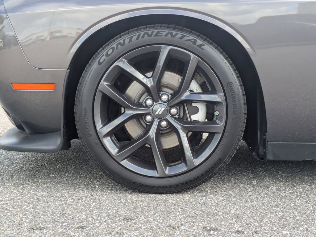 Used 2022 Dodge Challenger GT w/ Blacktop Package RWD image 11